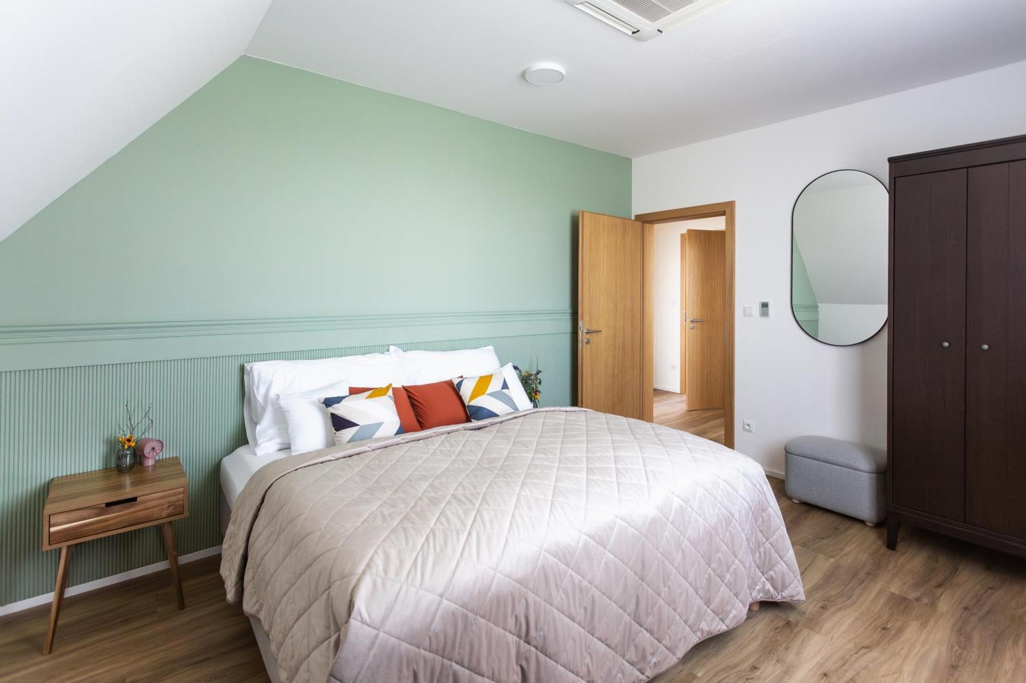 Apartments By Prague City Golf Екстериор снимка